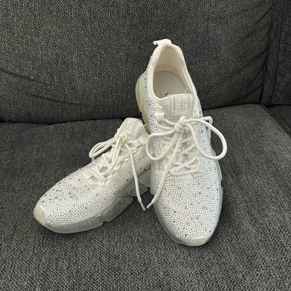 Steve Madden Rhinestone embellished Sneakers NWT